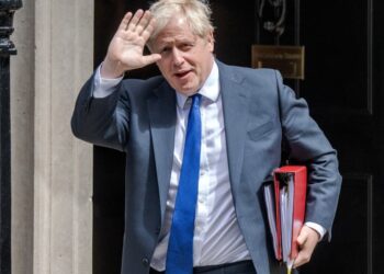 કેબિનેટ મંત્રીઓના દબાણ વચ્ચે UK ના PM Boris Johnson આજે રાજીનામું આપે તેવી શક્યતા છે