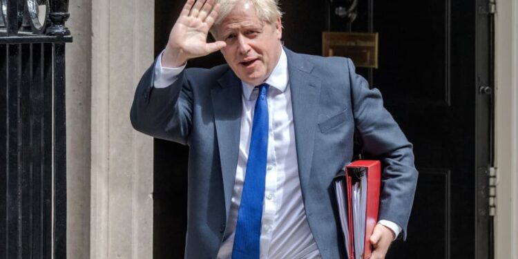 કેબિનેટ મંત્રીઓના દબાણ વચ્ચે UK ના PM Boris Johnson આજે રાજીનામું આપે તેવી શક્યતા છે